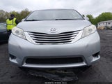 Toyota Sienna Le 8 Passenger 5TDKZ3DC1HS823792 снимка