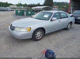 Lincoln Town Car Signature 1LNHM82W21Y630298 photo