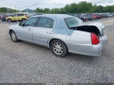 Lincoln Town Car Signature 1LNHM82W21Y630298 fotografie