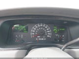 Lincoln Town Car Signature 1LNHM82W21Y630298 fotografie
