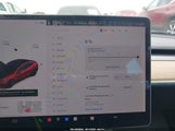 Tesla Model 3 Long Range 5YJ3E1EB7MF862802 fotografie