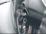 Hyundai Veloster Base W/Gray KMHTC6AD6CU027219 снимка