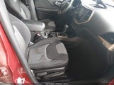 Jeep Cherokee Sport 1C4PJLAB9EW163859 снимка