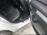 Audi A4 2.0T Premium WAUAFAFL2CN008938 снимка