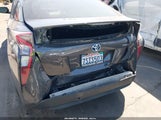 Toyota Prius Two Eco JTDKARFU6G3005359 снимка
