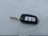 Nissan Rogue S KNMAT2MT9HP520504 fotografie