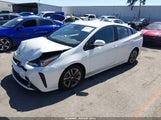 Toyota Prius Xle JTDKARFU9K3100586 снимка