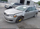 Volkswagen Passat S 1VWAH7A33DC059897 снимка