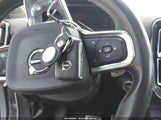 Volvo Xc40 T5 R-Design YV4162UM3L2197893 fotografie