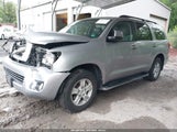 Toyota Sequoia Sr5 5.7L V8 5TDZY5G15AS026619 снимка