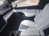 Tesla Model X Plaid Tri Motor All-Wheel Drive 7SAXCBE60PF426137 fotografie