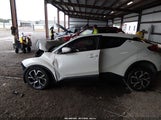 Toyota C-Hr Xle Premium JTNKHMBX3J1006949 fotografie