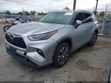 Toyota Highlander Xle 5TDGZRBH1NS243896 photo