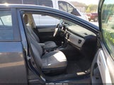 Toyota Corolla Le 5YFBURHEXFP227891 снимка