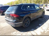 Volkswagen Tiguan 2.0T Se/2.0T Wolfsburg Edition 3VVMB7AX5RM043244 снимка
