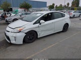 Toyota Prius Two JTDKN3DU2F0449892 photo