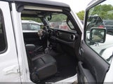 Jeep Wrangler Unlimited Sahara 4X4 1C4HJXEN0NW207411 снимка