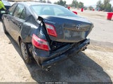 Toyota Camry Le V6 4T1BK46KX7U007779 снимка