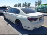 BMW 740I WBA7E2C54KB216716 fotografie