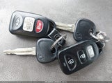 Hyundai Elantra Se 5NPD74LF5JH242209 снимка