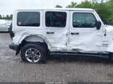 Jeep Wrangler Unlimited Sahara 4X4 1C4HJXEG9JW118044 fotografie