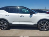 Volvo Xc40 T4 R-Design YV4AC2HM9L2284586 снимка