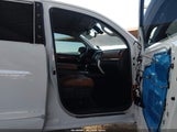 Toyota Tundra  5.7L V8 5TFAY5F11KX780255 снимка
