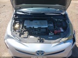 Toyota Prius Two JTDKBRFU2G3000320 photo