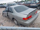 Toyota Camry Le JT2BG22K7Y0432149 снимка