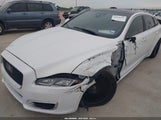 Jaguar Xj Xj50 V6/Xjl Portfolio SAJWA2G7XK8W21645 photo