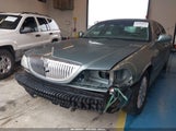 Lincoln Town Car Signature 1LNHM81W05Y617248 photo