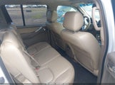 Nissan Pathfinder Se 5N1AR18B58C631287 photo