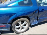 Ford Mustang Gt/Gt Premium 1ZVHT82H595105464 photo
