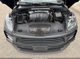 Porsche Macan WP1AA2A54MLB03660 photo