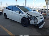 Toyota Prius Two JTDKN3DU3F1892692 снимка