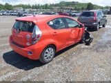 Toyota Prius C Two JTDKDTB35C1014948 снимка