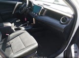 Toyota Rav4 Le 2T3ZFREV5FW152181 photo