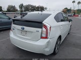 Toyota Prius Three Se JTDKN3DU3D1646142 снимка