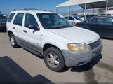 Ford Escape Xls 1FMYU01162KA35031 снимка
