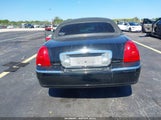 Lincoln Town Car Signature Limited 2LNBL8CV7BX754857 снимка