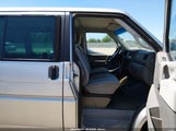Volkswagen Eurovan Mv WV2MB47002H002264 снимка