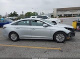 Hyundai Sonata Hybrid Se KMHE24L18GA025787 photo