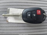 Toyota Rav4 Le 2T3BFREV3FW382402 fotografie