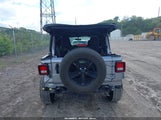 Jeep Wrangler Unlimited Sport Altitude 4X4 1C4HJXDG6LW350587 fotografie