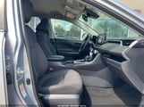 Toyota Rav4 Le JTMF1RFV4KD510751 снимка