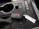 Toyota Highlander Xle 5TDGZRBH0NS236986 снимка