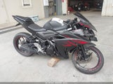 Yamaha Yzfr3 A MH3RH15Y7HK001006 снимка