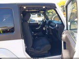 Jeep Wrangler Sahara 1J4AA5D14BL633159 fotografie