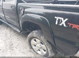 Toyota Tacoma Base V6 5TFLU4EN1BX007952 fotografie