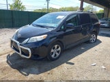 Toyota Sienna Le 8 Passenger 5TDKK3DC2FS677887 снимка
